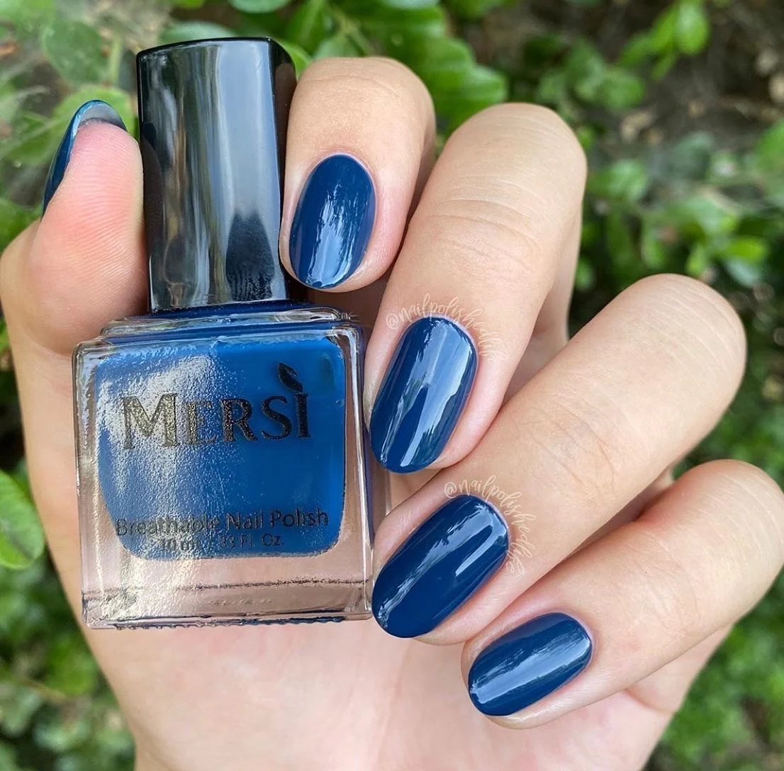 Great Blue Hole Halal Nail Polish  Breathable 10ML - Image 2