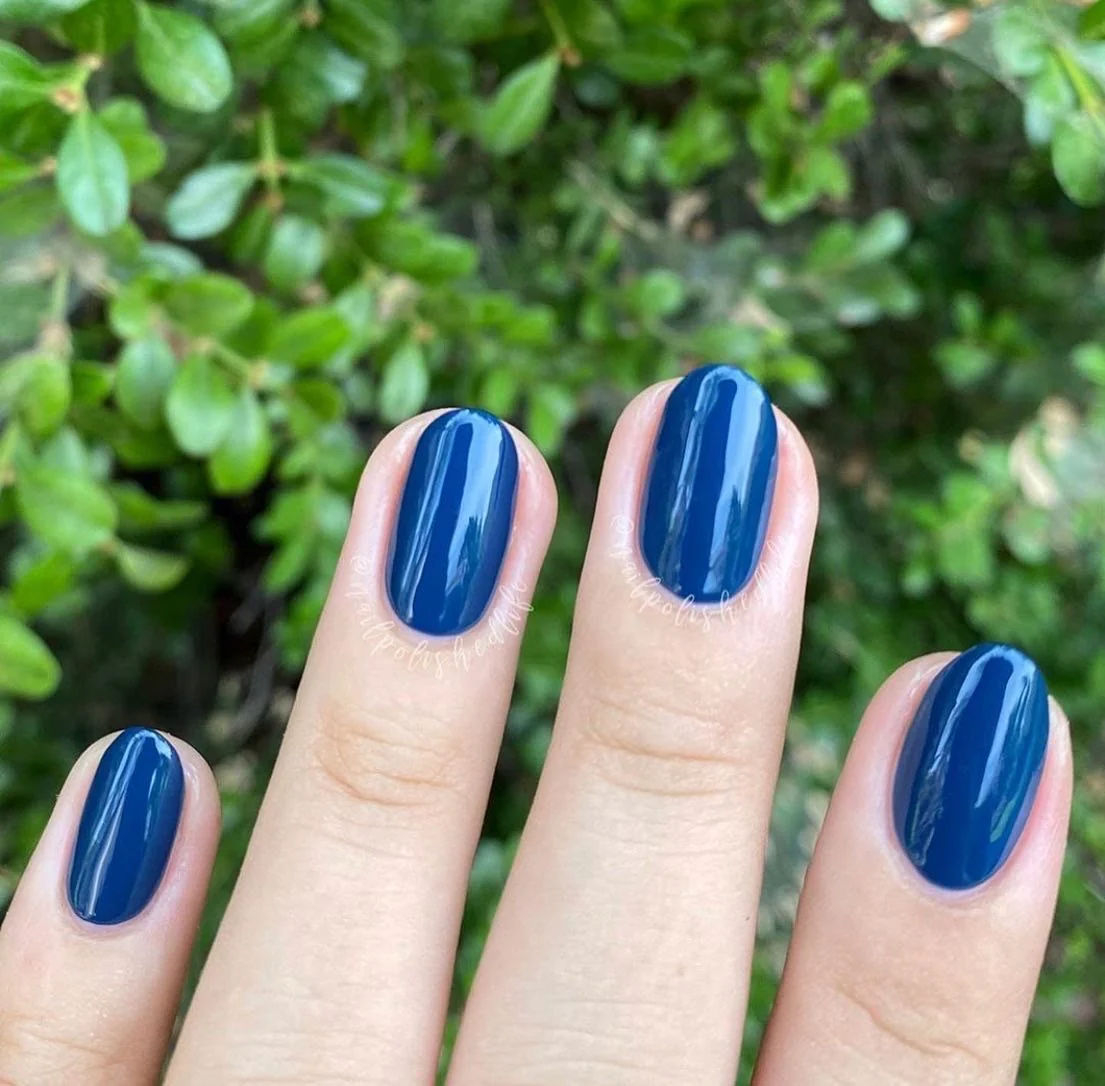 Great Blue Hole Halal Nail Polish  Breathable 10ML - Image 3
