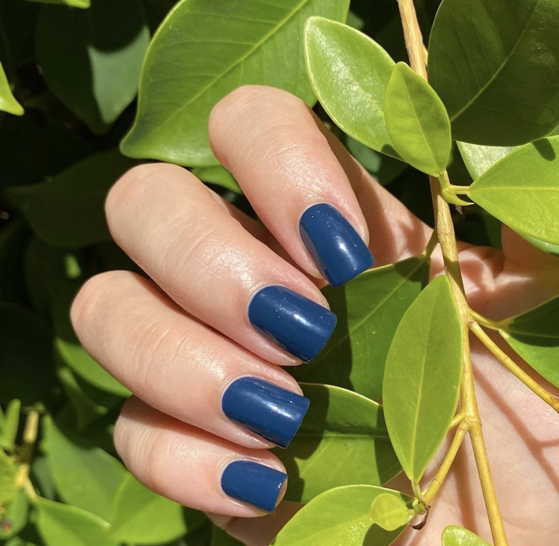 Great Blue Hole Halal Nail Polish  Breathable 10ML - Image 5