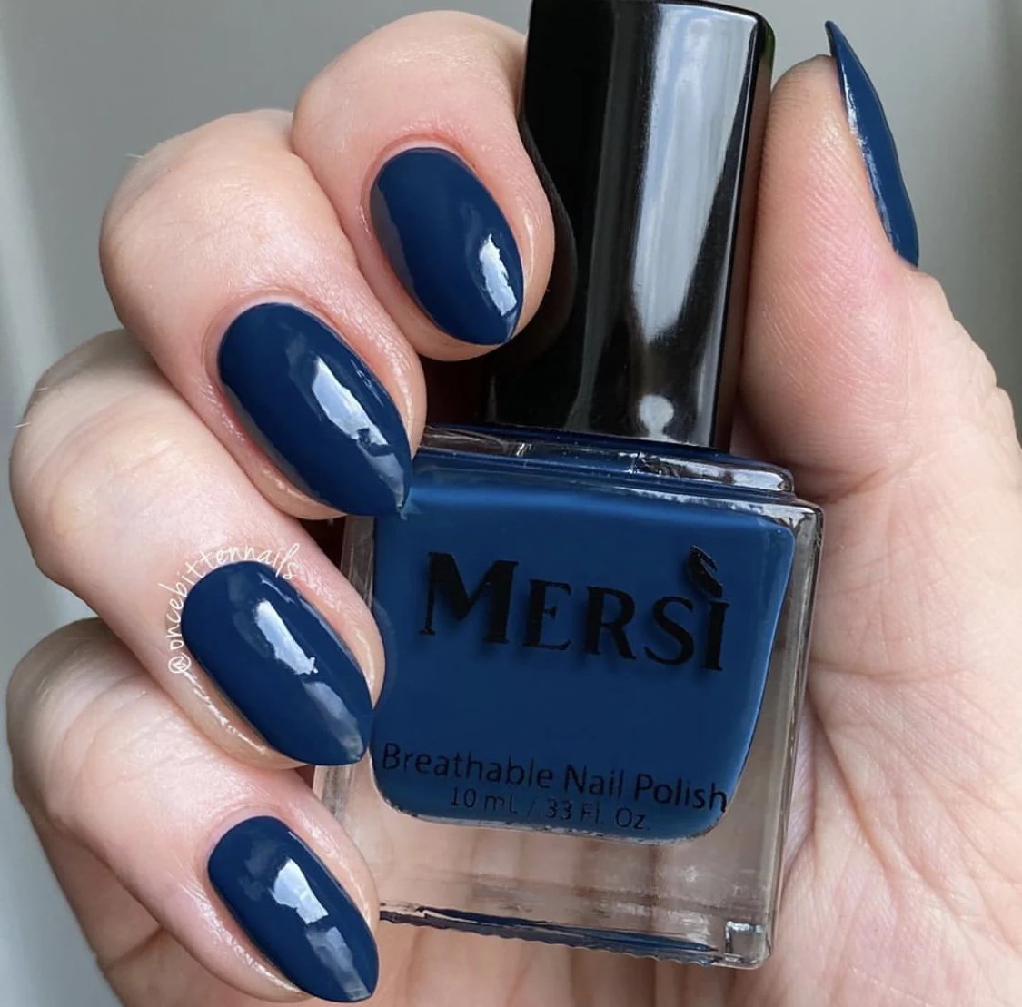Great Blue Hole Halal Nail Polish  Breathable 10ML - Image 7
